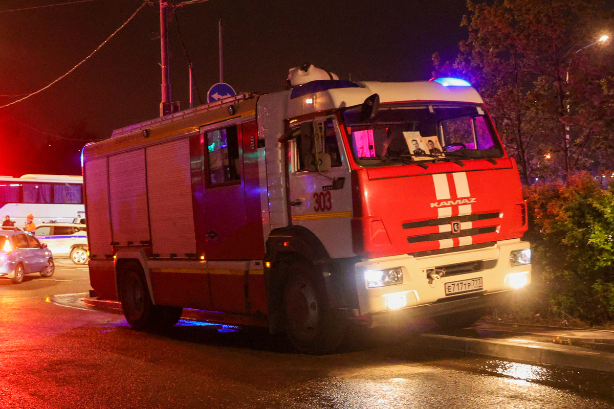 Российский пожарный погиб, спасая мужчину из горящего дома