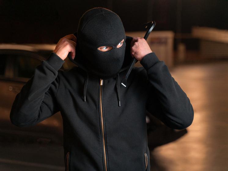 Недолгий «успех»: тамбовский вор не успел продать украденный генератор