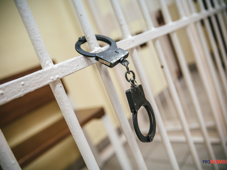 Суд Кемерово оставил под арестом бывшего министра здравоохранения Кузбасса