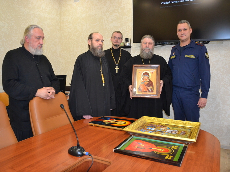 В калужских колониях выбрали лучшего иконописца