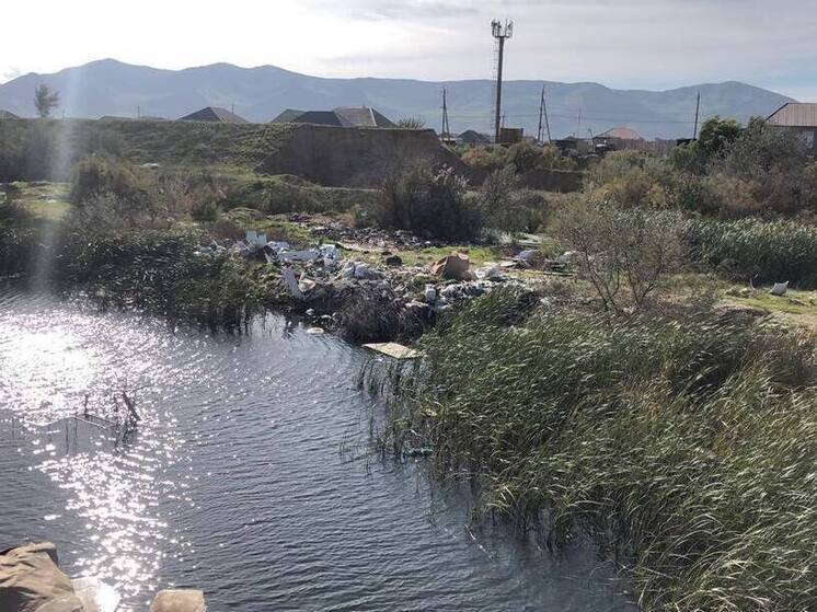 Крупную мусорную свалку выявили на окраине Махачкцалы