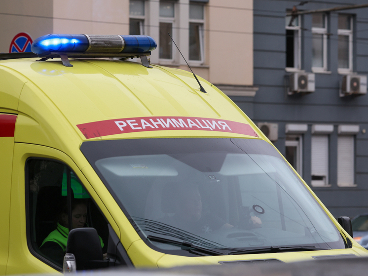 Mash: К живущему во Владимире отцу главкома ВСУ Сырского приехал реанимобиль