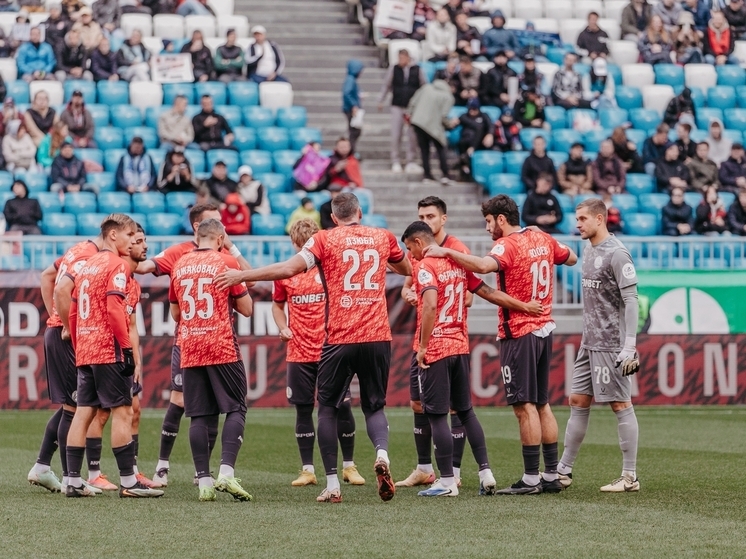 Тольяттинский «Акрон» сыграет с медиафутбольной командой 2DROTS весной 2026 года