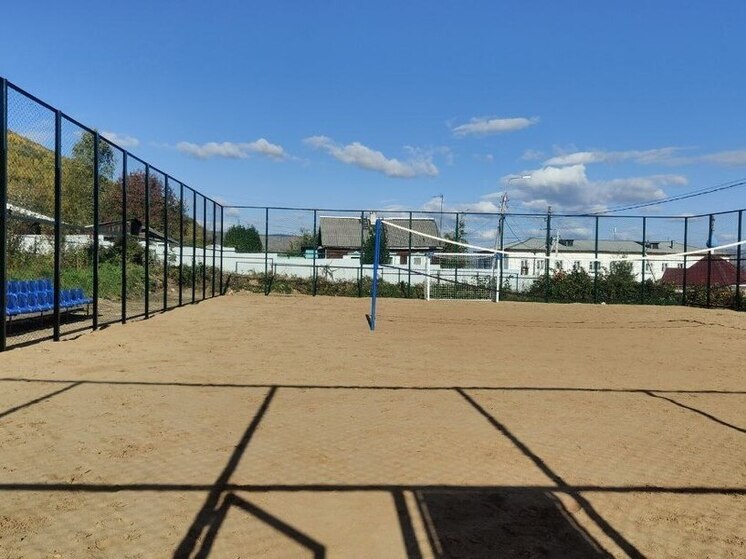 Новая многофункциональная спортплощадка открылась в Слюдянском районе