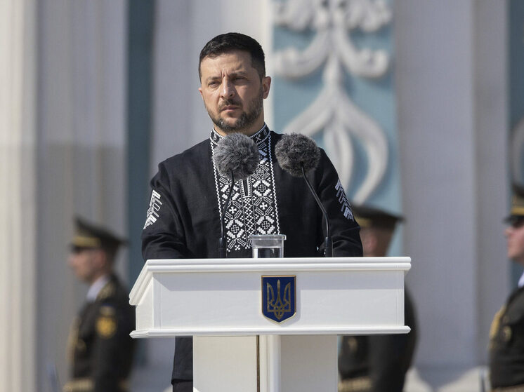 Макгрегор: Зеленский может внезапно исчезнуть и сбежать в Польшу