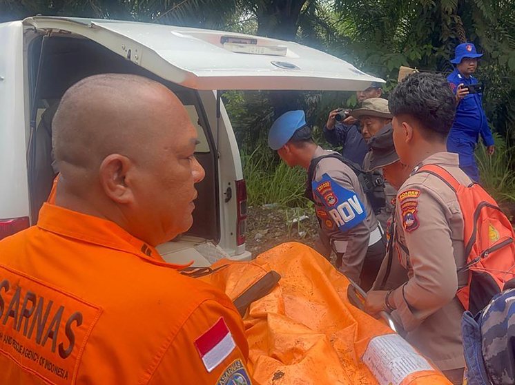 В результате взрыва в школе Индонезии пострадали 54 человека