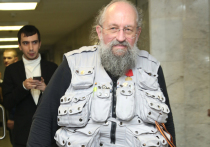 Украинский конфликт, несмотря на неоднократные заявления руководства России о том, что мы не против сесть за стол переговоров, продолжается