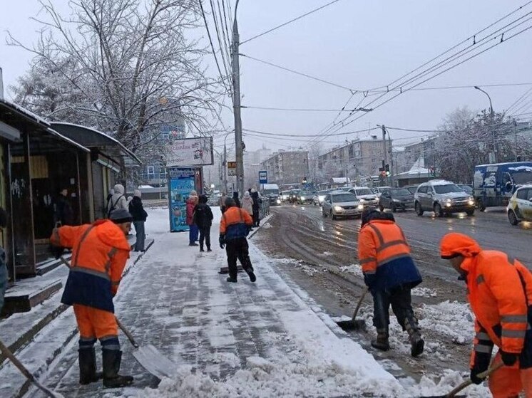   Иркутск усилил уборку города после снегопада