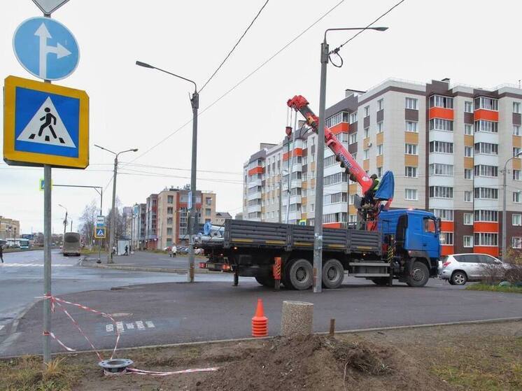 В Северодвинске устанавливают новые светофоры и искусственные неровности