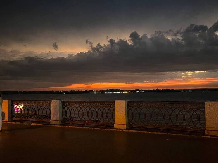 Какой сегодня день по народному календарю

10 ноября православная церковь чтит память святой мученицы Параскевы Иконийской, жившей в III веке