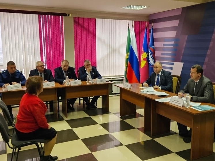 Депутат Госдумы Демченко провел прием граждан с участием депутата округа Владимира Решетняка