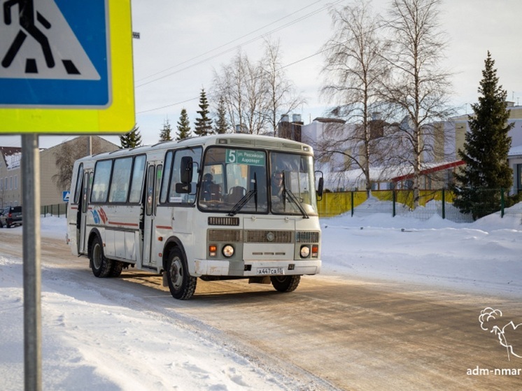 Жителей НАО убедительно попросили не оставлять вещи в автобусах