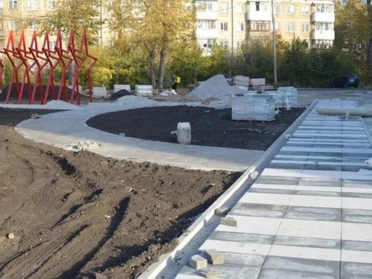 В Новосибирске открылся новый сквер на улице Лазарева