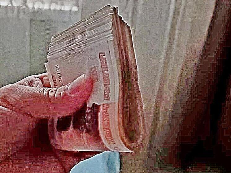 Пятерых воронежцев обвинили в даче взяток врачам за получение справок об инвалидности