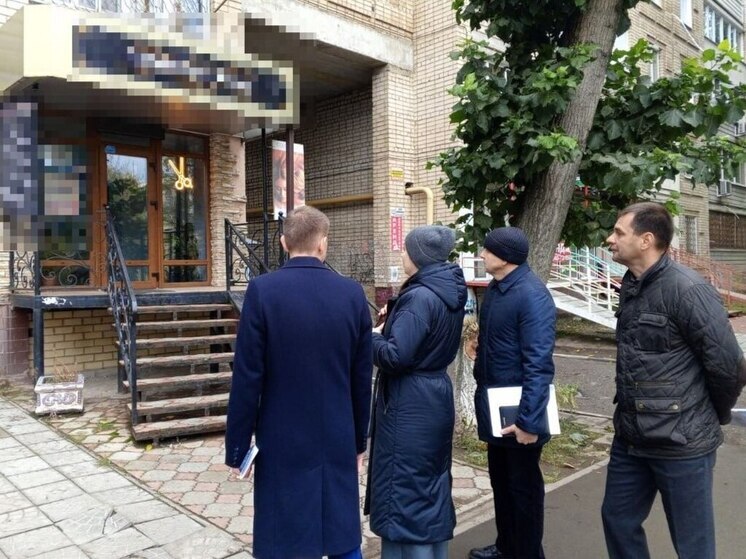 В Энгельсе 7 бизнесменов привлекли к ответственности за неправильные вывески