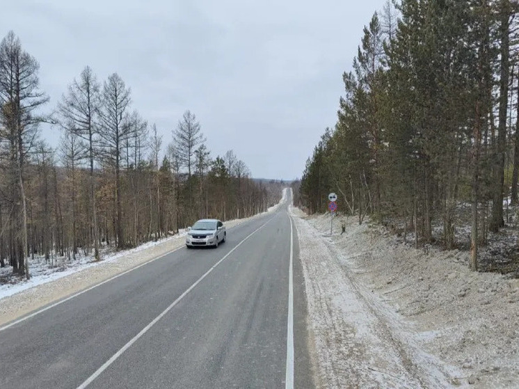 Более 82 км региональных дорог отремонтировали в Якутии с начала года