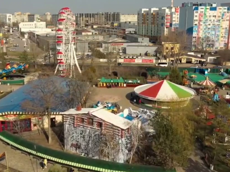 Жители каспийской столицы обеспокоены судьбой закрытого парка «Планета»