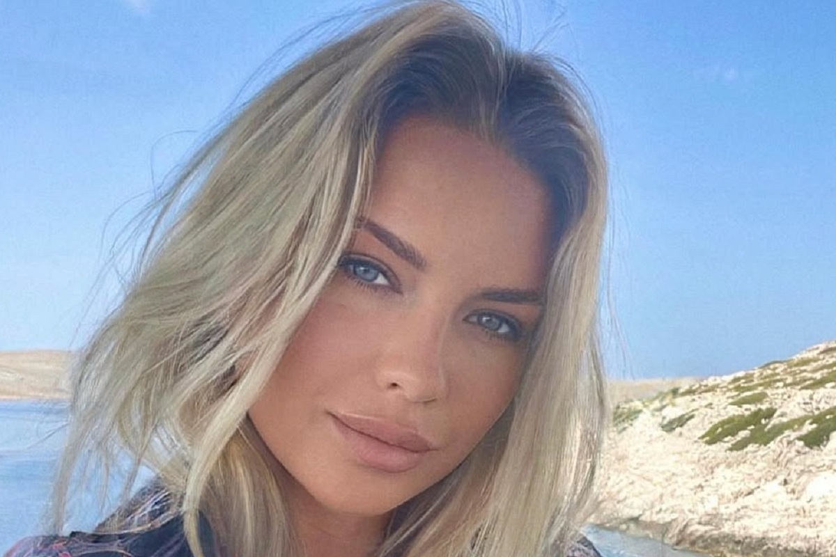 Синхронистка сфотографировалась на яхте