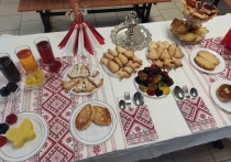 Образовательные учреждения Ленского муниципального района с энтузиазмом присоединились к Фестивалю русской кухни, который призван познакомить школьников с богатейшим кулинарным наследием нашей страны