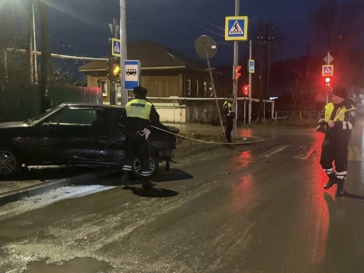 Маленькая девочка пострадала при столкновении машин в Камышлове