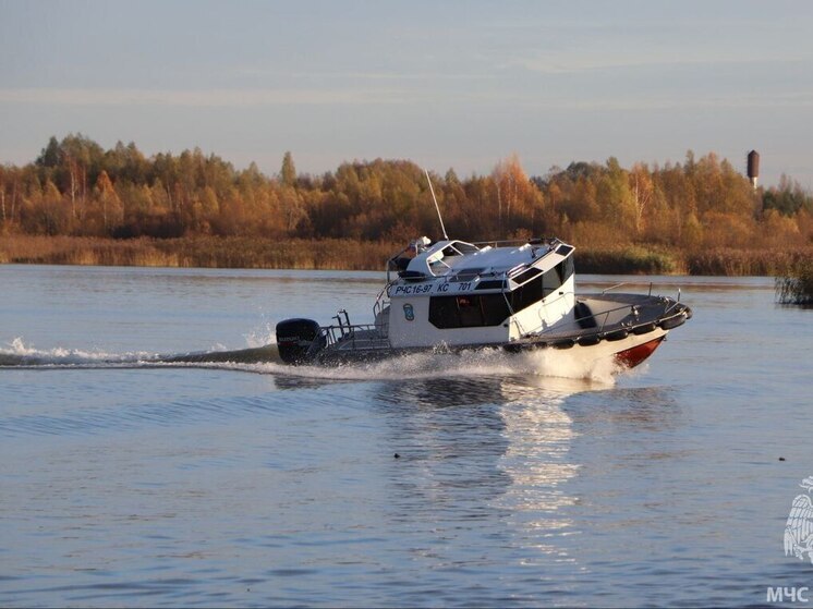 Калининградские спасатели потренировались на реке Преголя