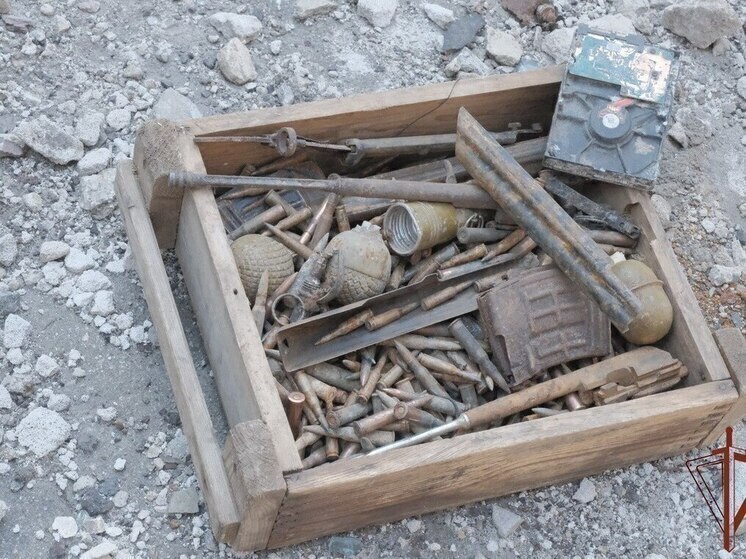 Des unités de la Rosgvardia ont découvert un ancien bastion des forces armées ukrainiennes dans le sous-sol d'Azovstal et ont confisqué des munitions.