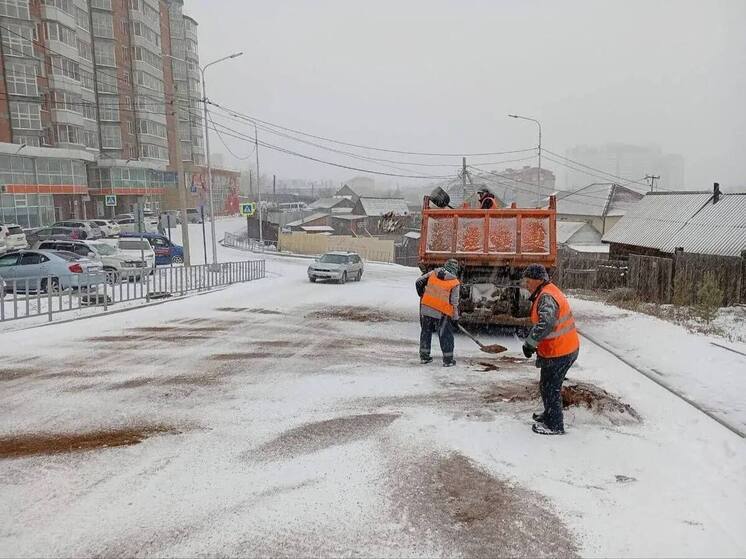 В Улан-Удэ за сутки выпало  более месячной нормы осадков – около 12–17 см снега