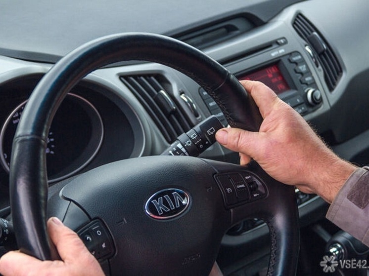 С 8 ноября в Кузбассе выросли штрафы за парковку на газонах и в зонах отдыха