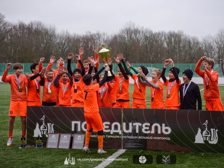 Юные карельские футболисты покорили Новгород