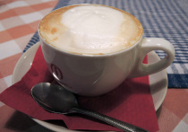 Американский биохакер Брайан Джонсон много лет назад отказался от кофе в попытке улучшить свое здоровье