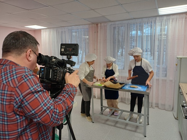 В центре «Родник» Тюменской области открылась адаптивная кухня для детей с инвалидностью