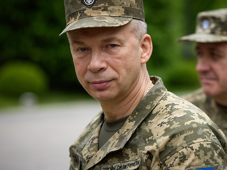 Несмотря на жалобы противника на нехватку резервов и плачевную обстановку в Покровске (Красноармейске) и Купянске, у главкома ВСУ Сырского в загашнике имеется несколько корпусов, которые он бережет для будущих сражений