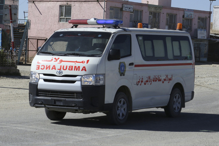 ОАЭ направили спасателей и гуманитарную помощь в Афганистан