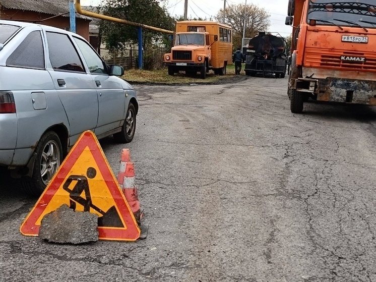 Почти семь километров дорог отремонтировала Новосибирская область в ЛНР в 2025 году