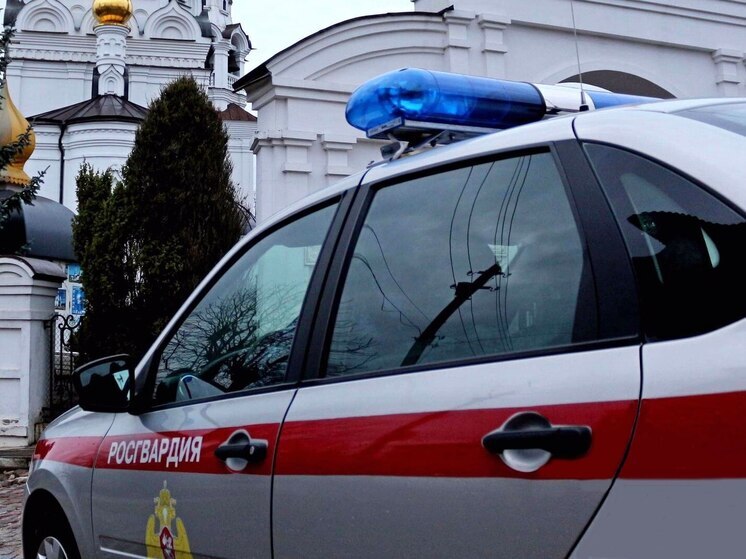 Росгвардейцы задержали пьяных дебоширов в храме Симферополя