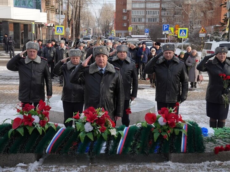 В Иркутске отметили день сотрудников ОВД, погибших при исполнении обязанностей
