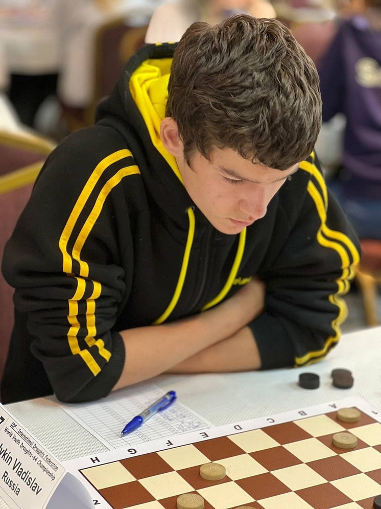 Орловский шашист завоевал бронзу на Первенстве мира