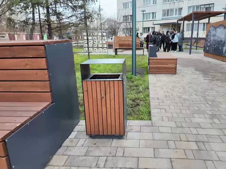 Сквер на улице Карла Маркса в Тюмени преобразился благодаря инициативе депутата