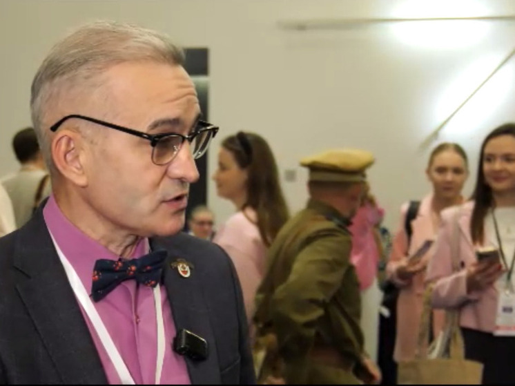 В Челябинске проходит III форум молодых учителей «В началке». В регион в эти дни съехались 350 учителей и экспертов в области образования с разных концов страны.