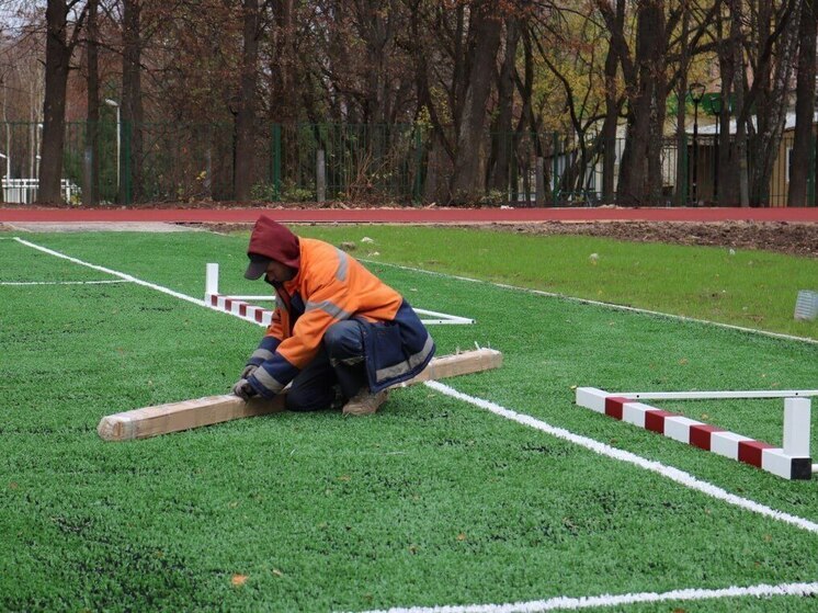 Жителей Пущино ждет обновленный стадион с теннисом и футболом