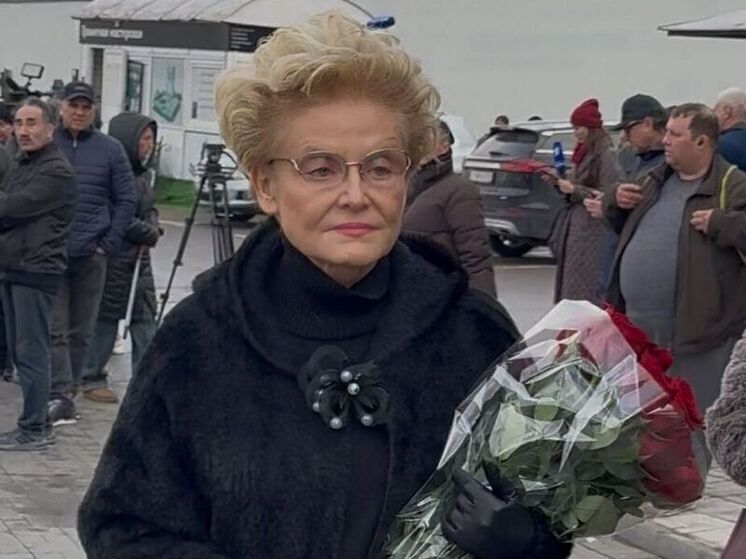 «Большая боль за Лялю»: Елена Малышева на похоронах Юрия Николаева высказалась о его болезни