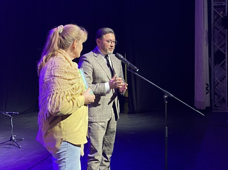 Наталью Семенникову признали лучшим драматургом на фестивале «ЧитiгенФест»