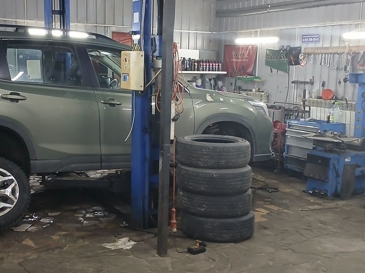 В наступающий холодный сезон подорожает стеклоомывающая жидкость на метаноле – та, которую привыкли приобретать на обочинах почти все профессиональные шоферы и многие «частники»