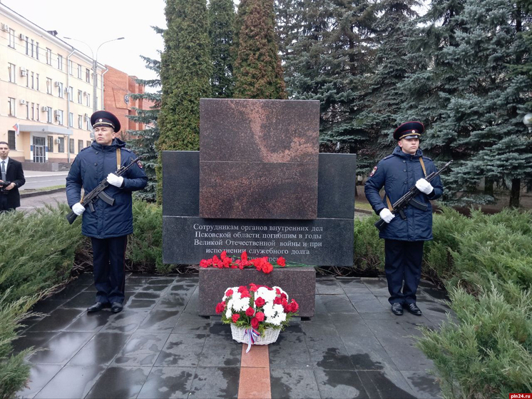 8 ноября – День памяти сотрудников, отдавших жизнь за безопасность России