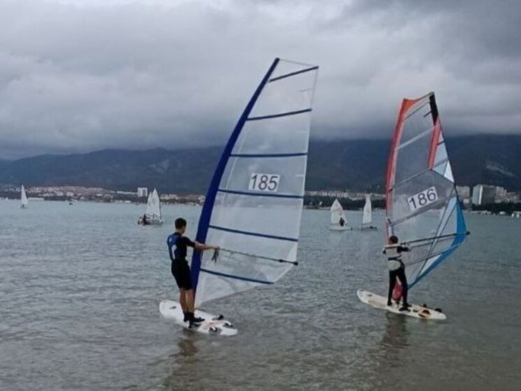 Херсонская команда по парусному спорту вошла в ТОП-10 Геленджикской регаты