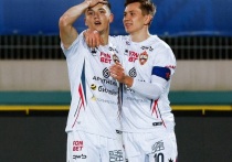 ЦСКА обыграл махачкалинское «Динамо» со счётом 1:0 в 15-м туре РПЛ. Единственный гол на 75-й минуте забил Кирилл Глебов. ЦСКА одержал третью победу кряду, несмотря на кадровые проблемы. В матче было много осложнений: травму получил Никита Глушков («Динамо»), Тамерлан Мусаев доигрывал с повязкой. После победы ЦСКА с 33 очками временно возглавил таблицу РПЛ.