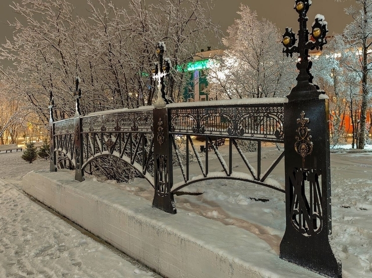 Частичка Санкт-Петербурга появилась в сквере Кировска