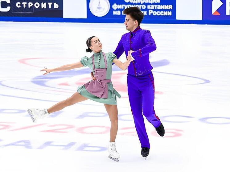 Петербургские фигуристы на четвертом этапе юниорского Гран-при России взяли 2 награды