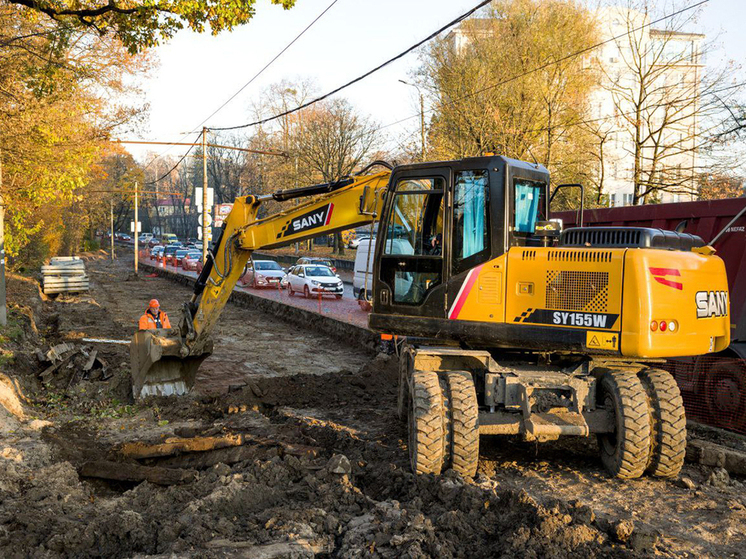В Калининграде проверили ход масштабного благоустройства улиц