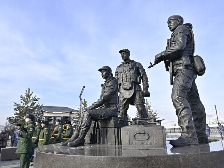 В Кызыле  открыли мемориальный комплекс, посвящённый подвигу участников СВО